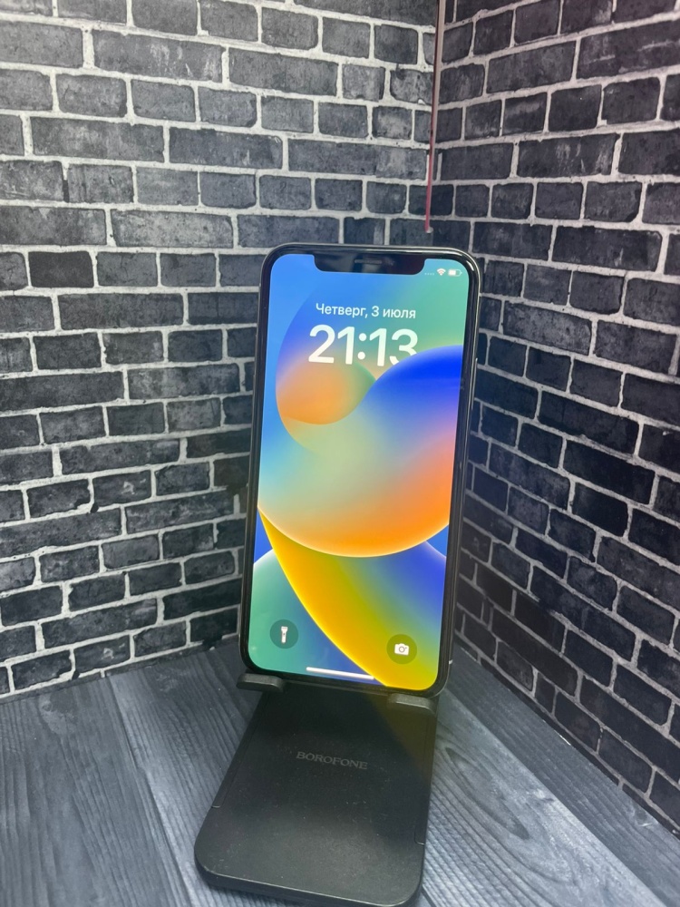 Смартфон iPhone X 64Gb