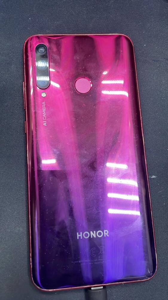 Смартфон Honor 10i