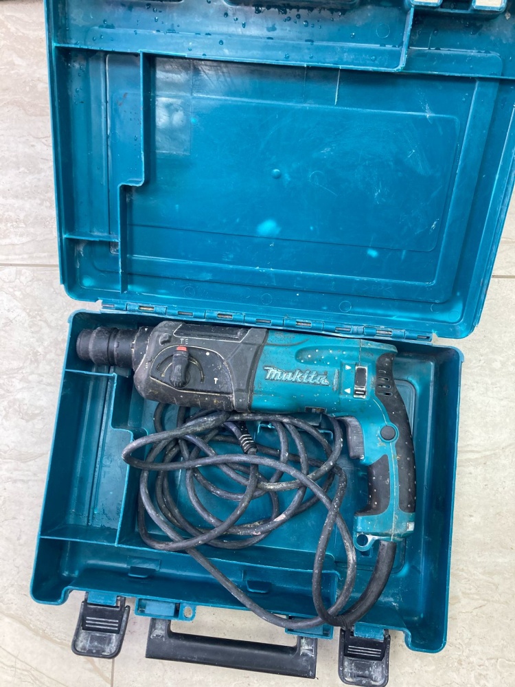 Перфоратор makita hr 2470