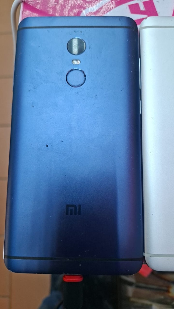 Смартфон Xiaomi Redmi note 4  64 гб