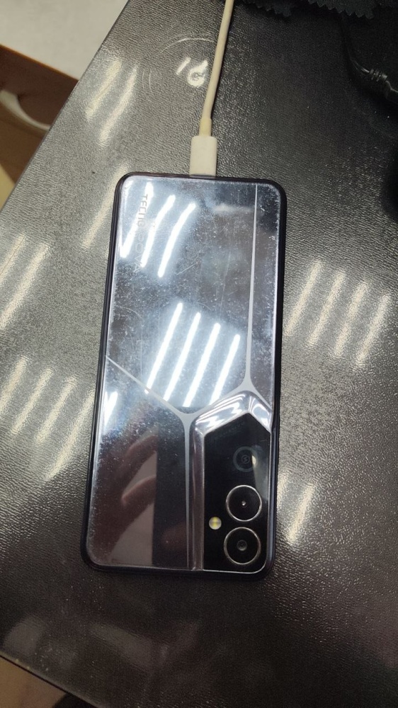 Смартфон Tecno Pova Neo 2    4/64