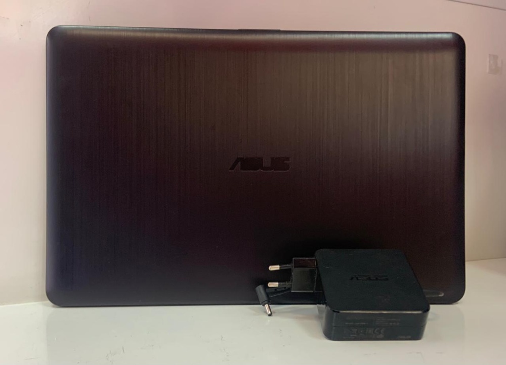 Ноутбук ASUS X540L  500 Гб