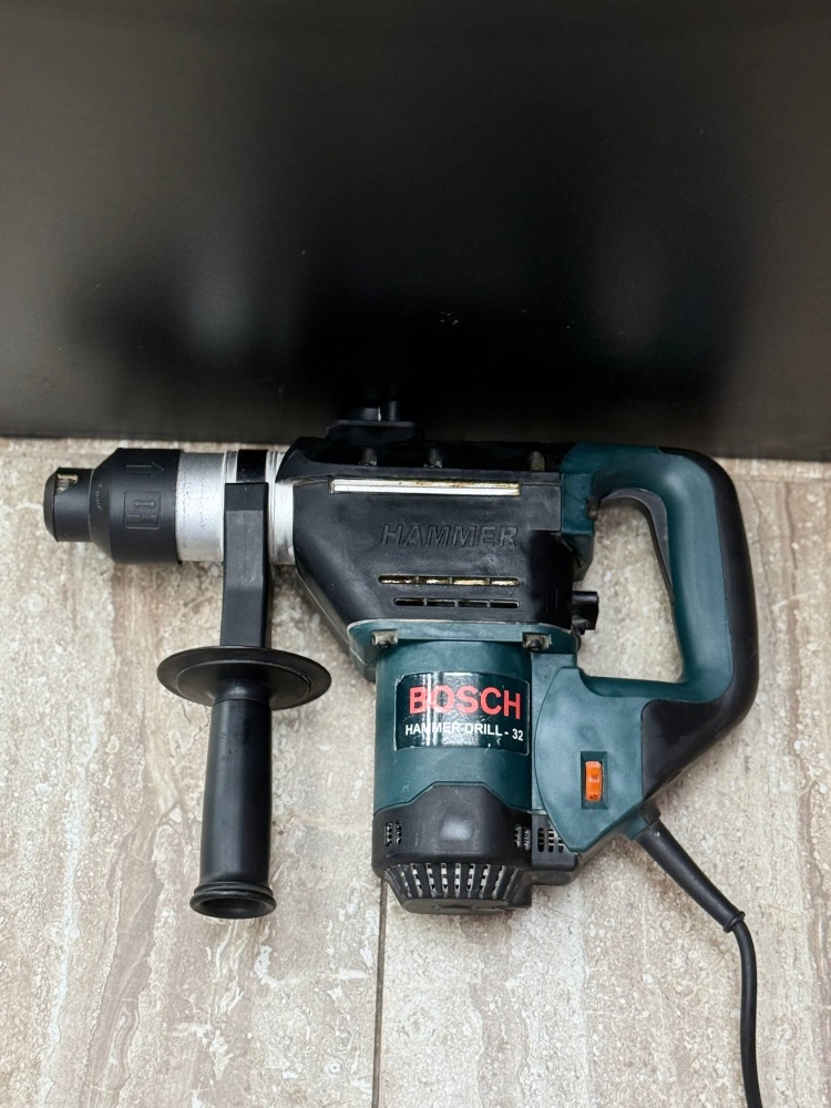 Перфоратор Hammer bsh