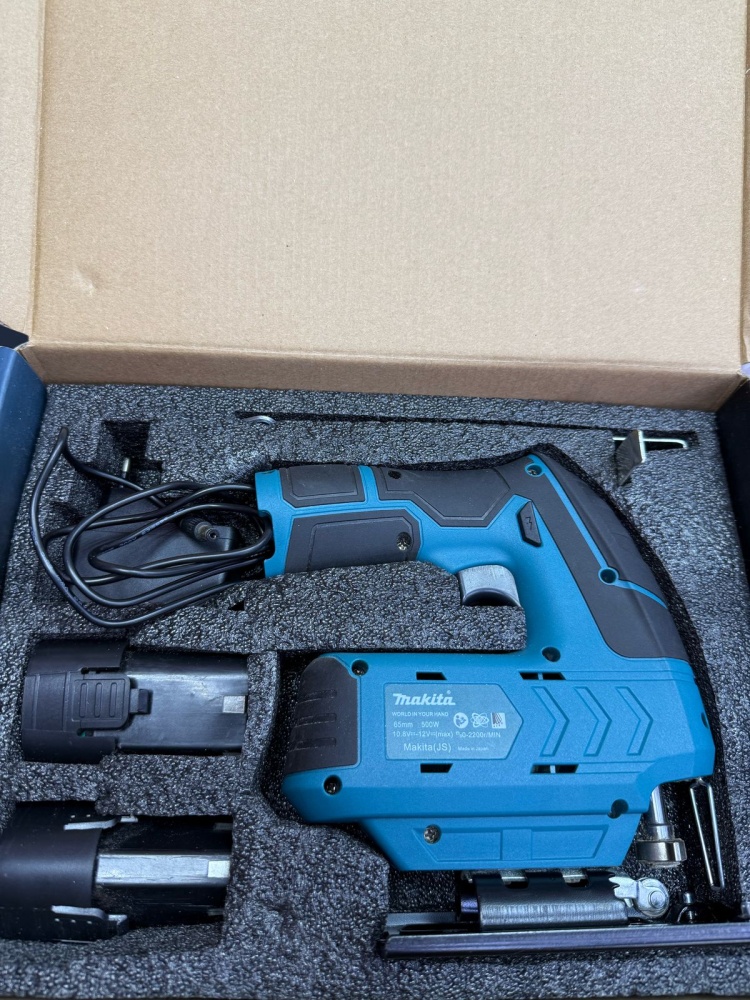 Лобзик Makita 2АКБ