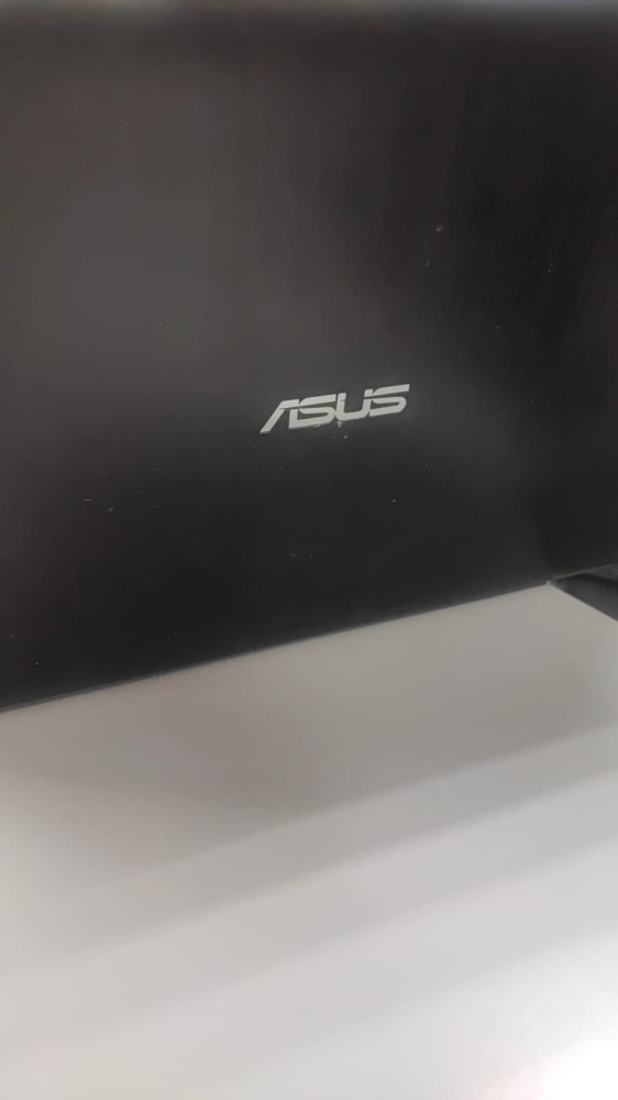 Ноутбук ASUS