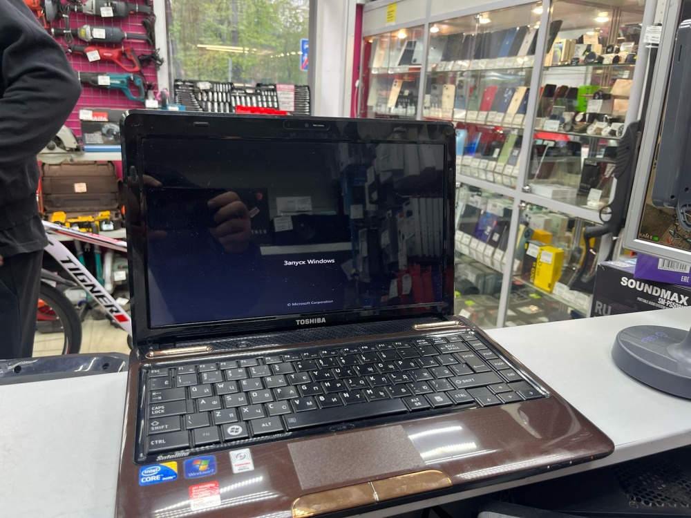 Ноутбук Toshiba satellite l635-130