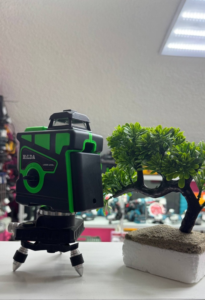 Лазерный уровень hilda 3d-12