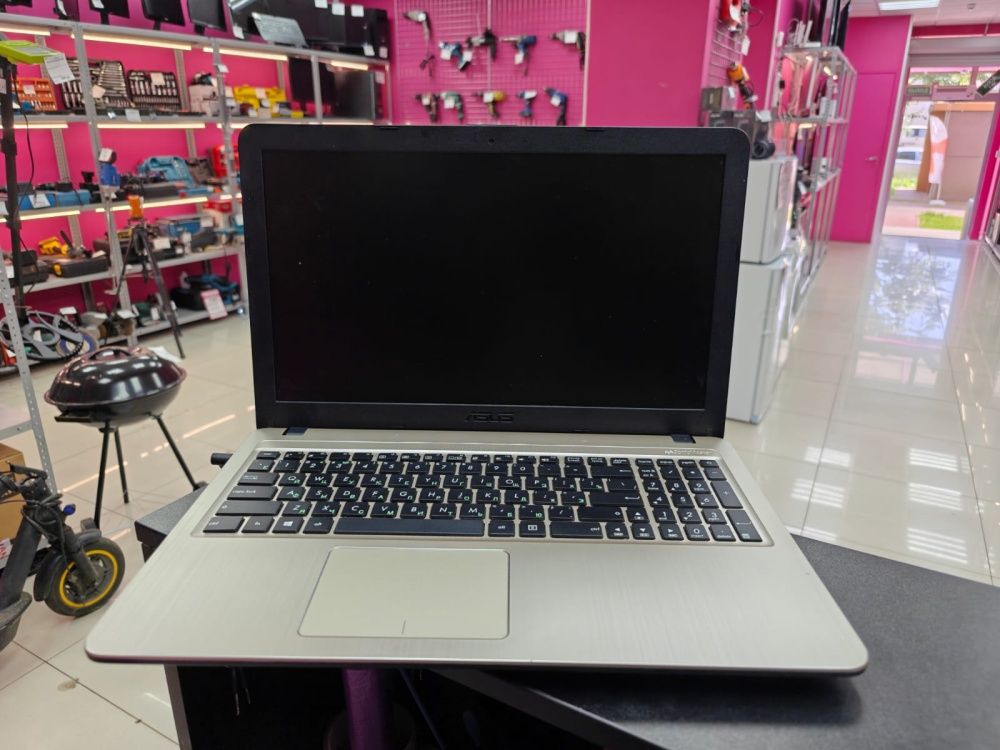 Ноутбук ASUS F540N