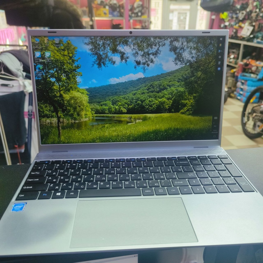 Ноутбук Echips celeron\8\256