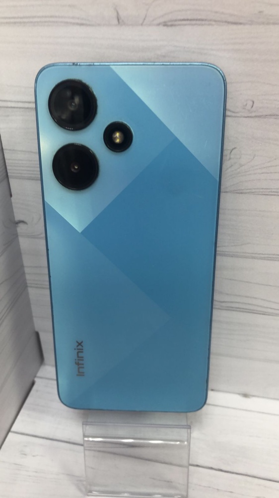 Мобильный телефон Infinix Hot 30i