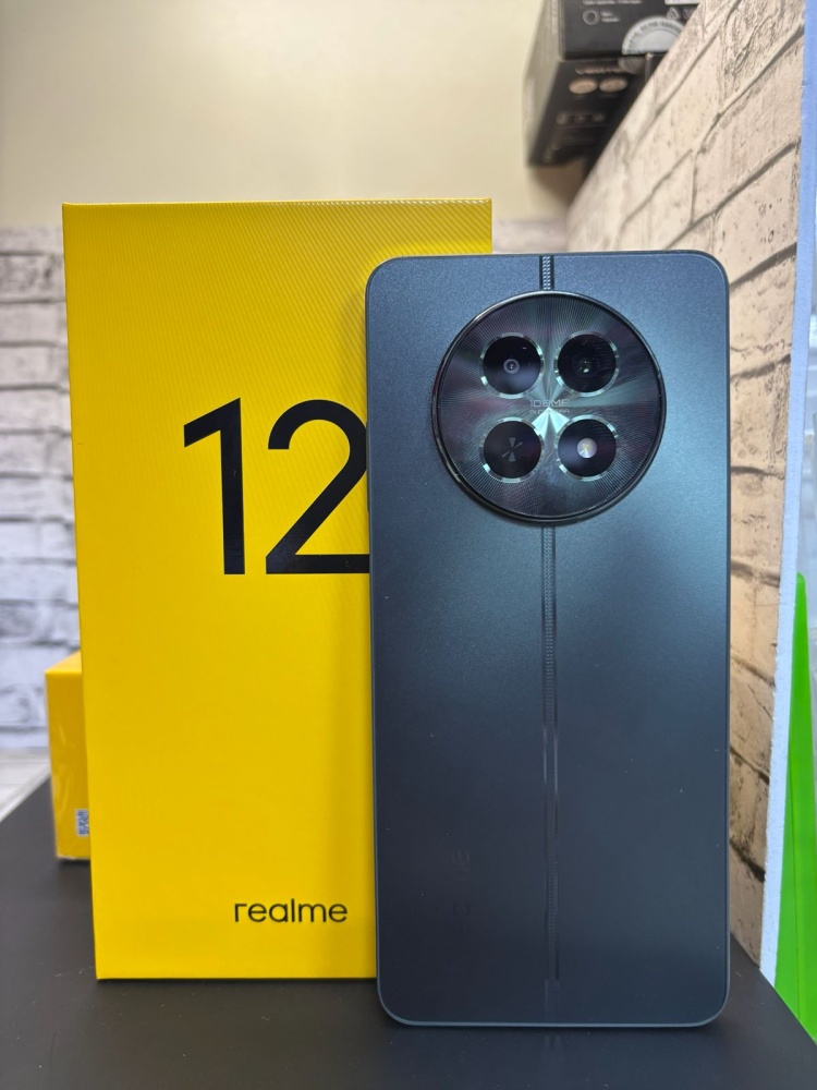 Смартфон Realme 12  8/256