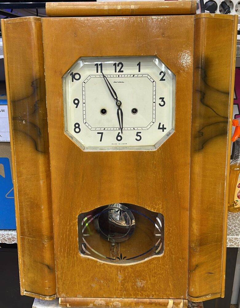 Часы настенные Янтарь с боем 1950-60 гг