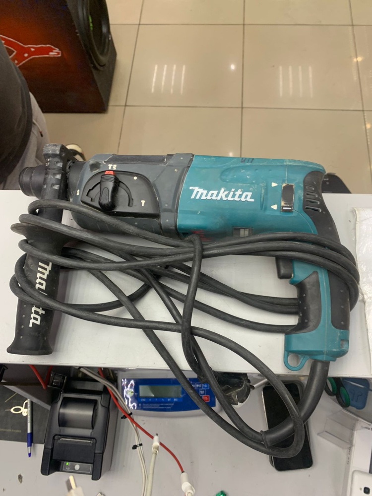 Шуруповерт Makita HR2470