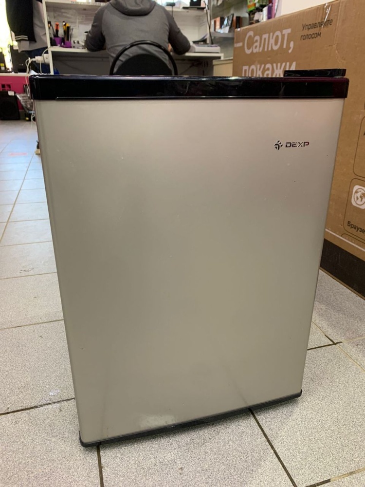 Холодильник Dexp rf-sd070ma/w