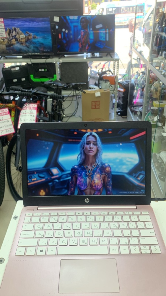 Нетбук HP Laptop Celeron N 4000 1.10HGz 4 gb