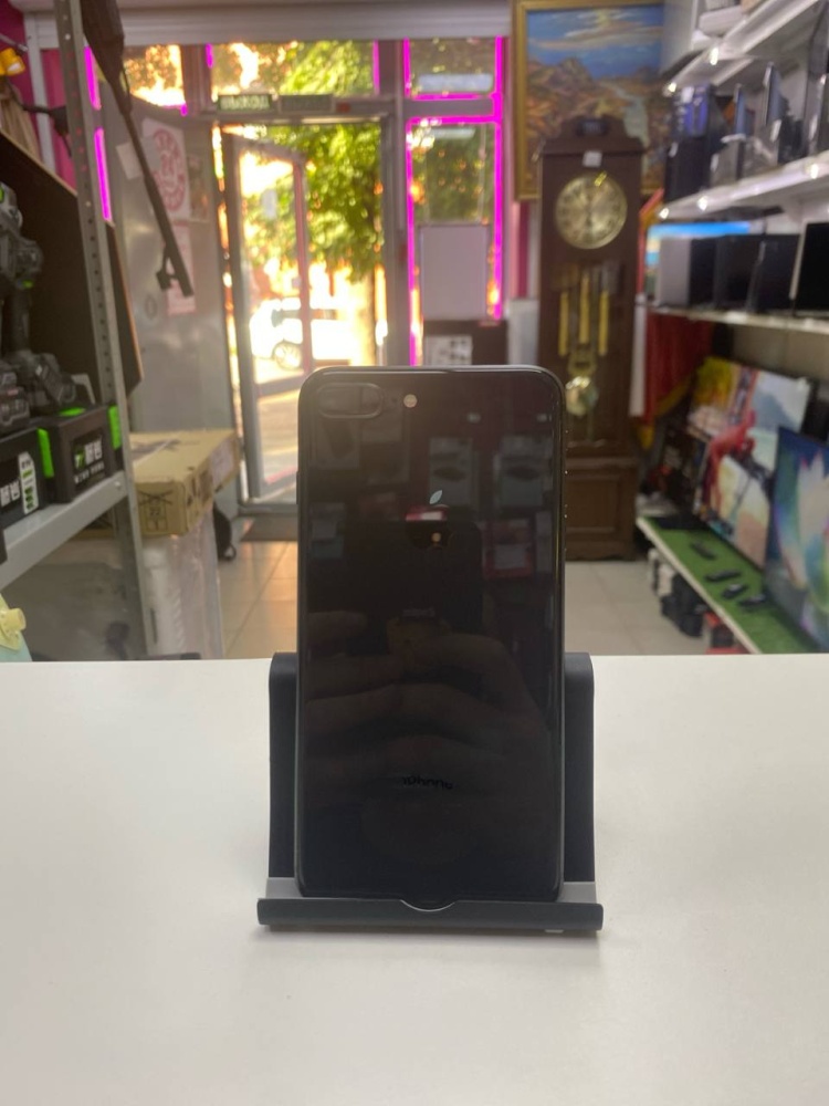 Смартфон iPhone 8+ 256 Gb
