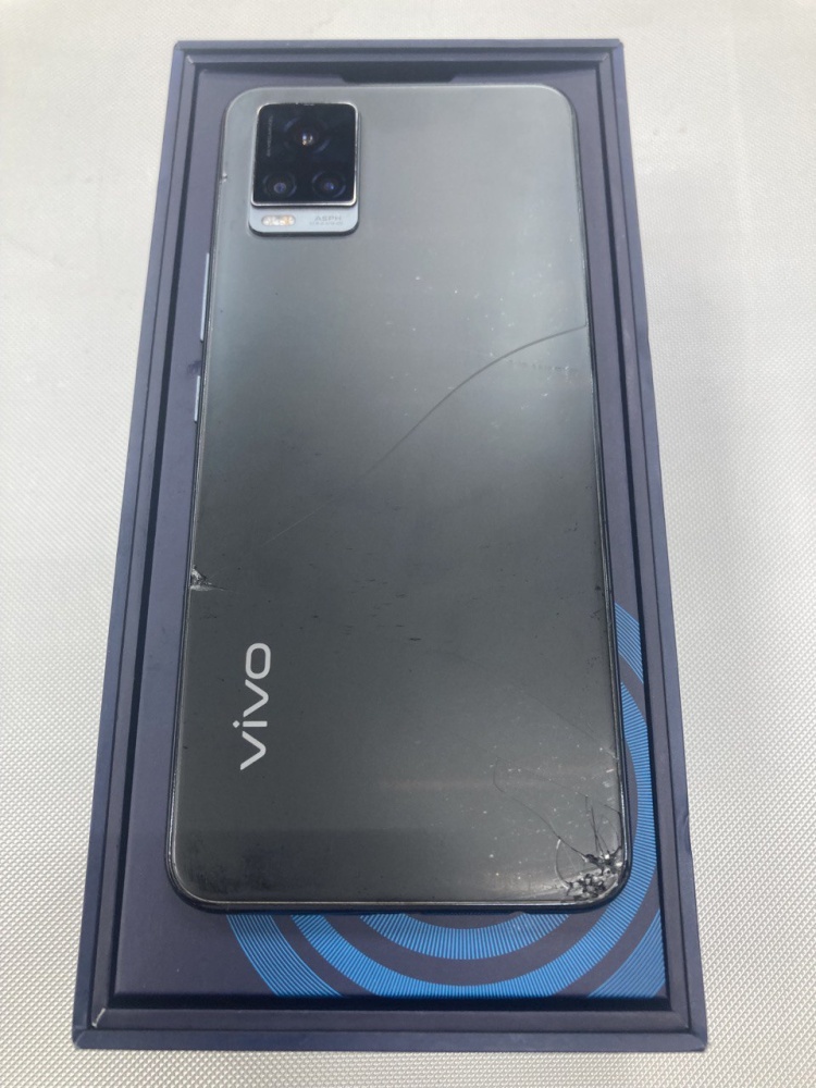 Смартфон Vivo Y20 8/128