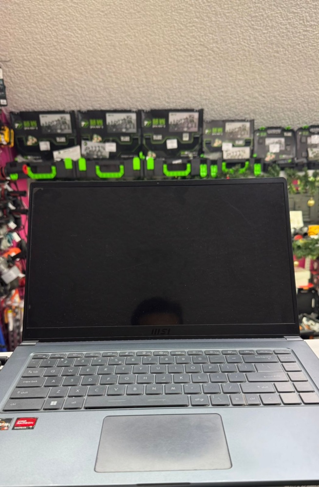 Ноутбук MSI modern 15