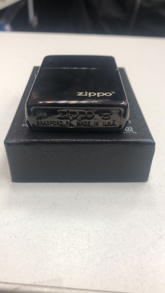 Зажигалка zippo