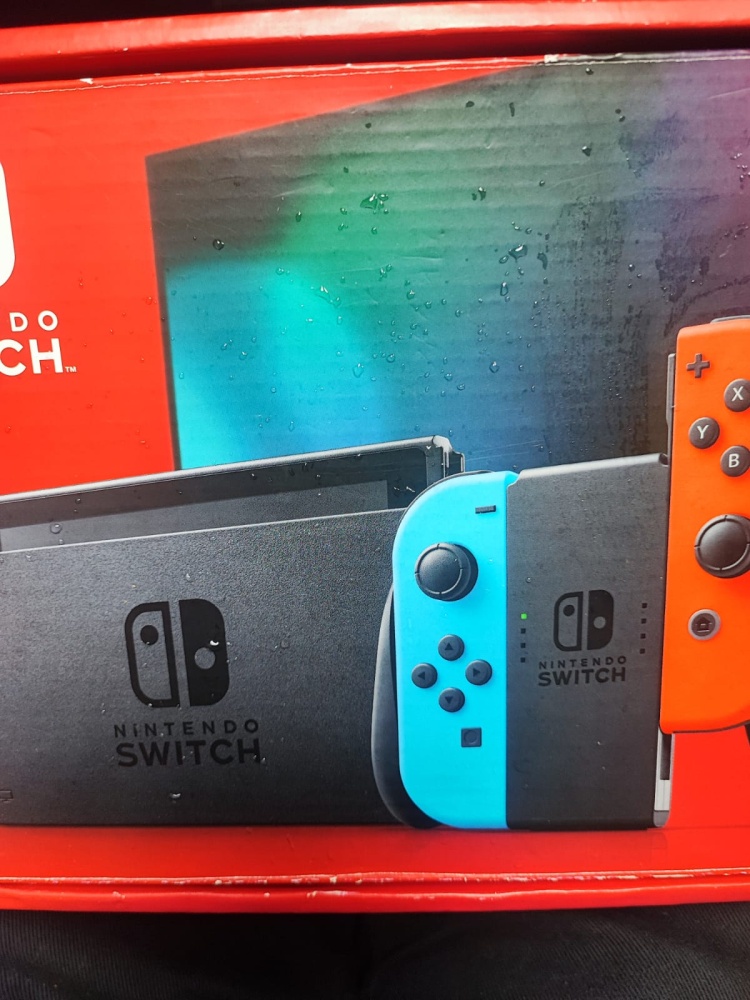 Игровая приставка Nintendo Switch