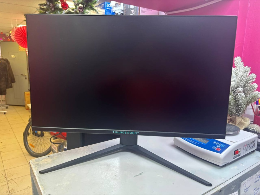 Монитор THUNDEROBOT 24F180