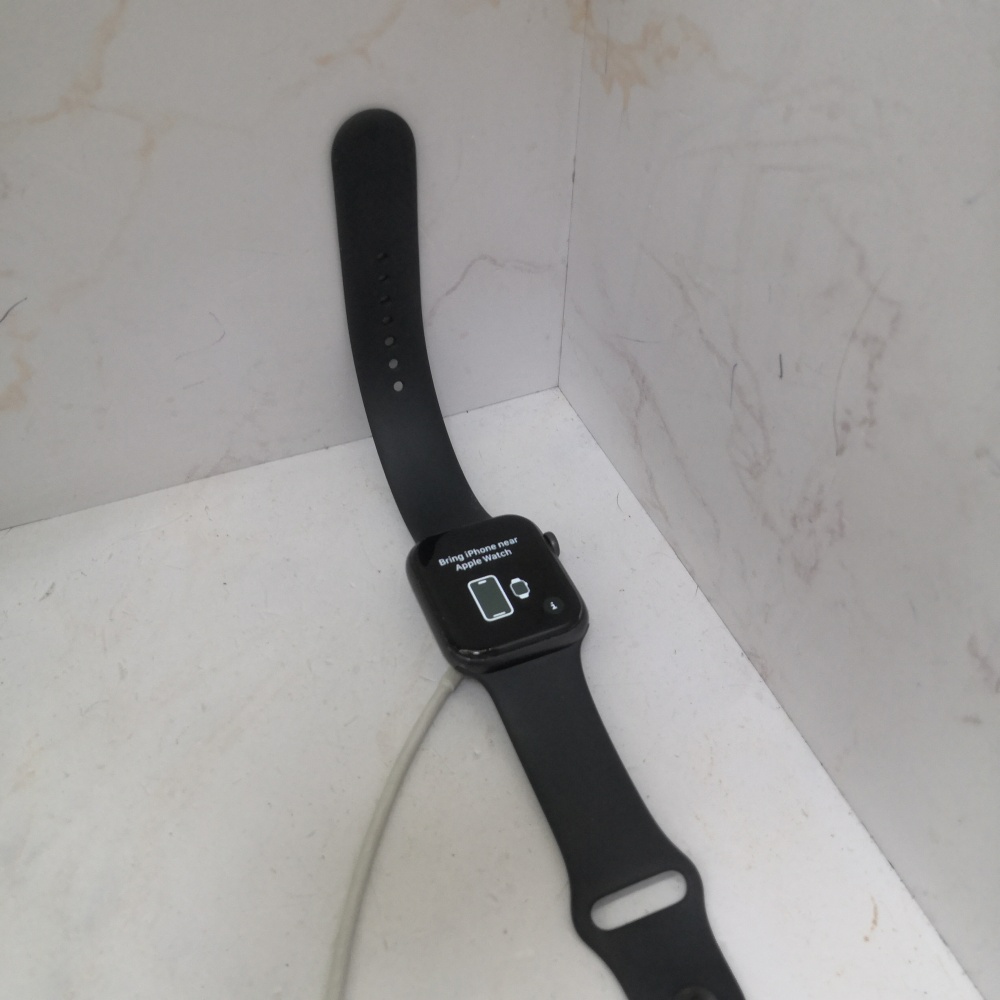 Часы Apple watch 5  44мм
