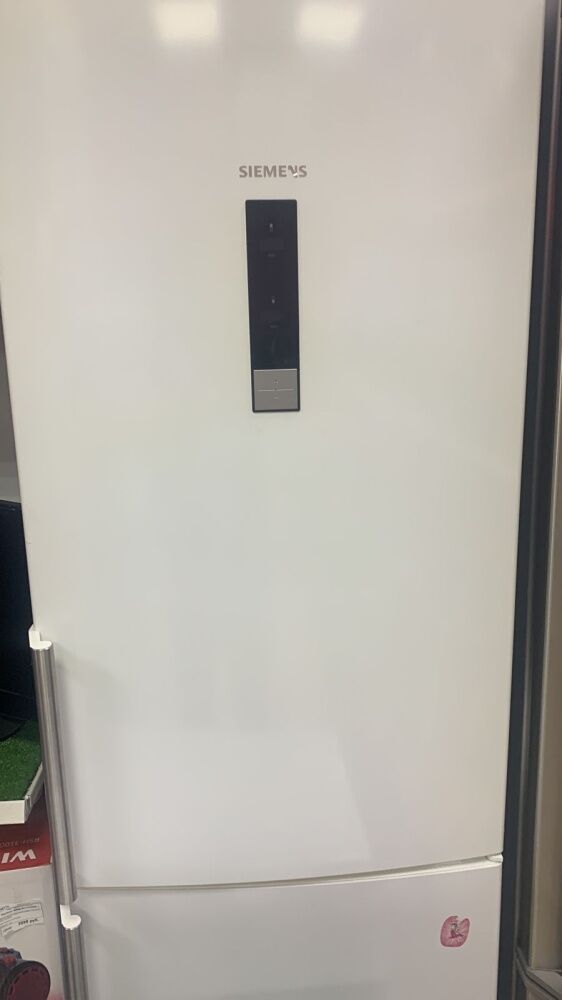 Холодильник Siemens IQ 500