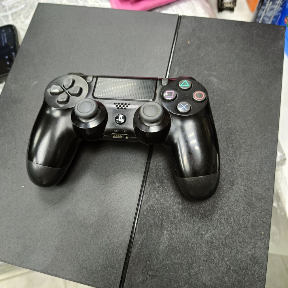 Игровая приставка Sony PlayStation 4 fat