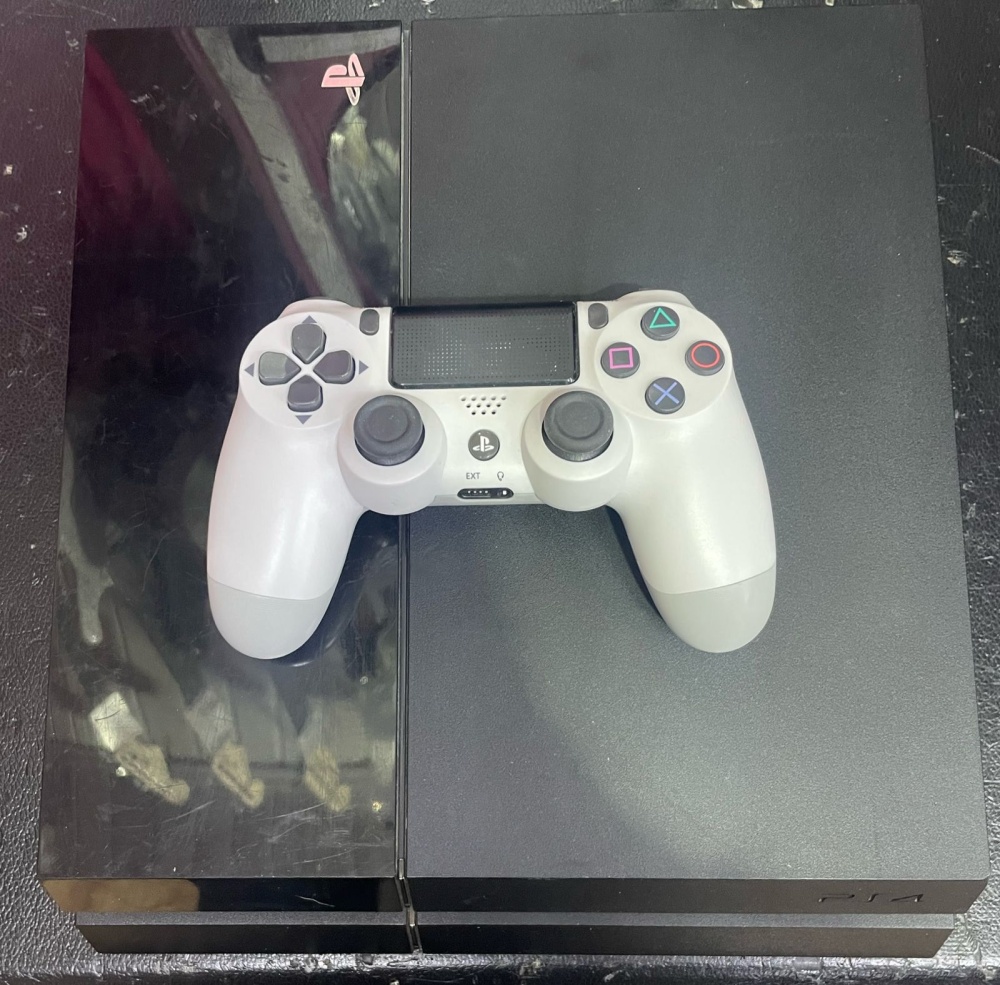 Игровая приставка Sony PlayStation 4 fat 500Gb