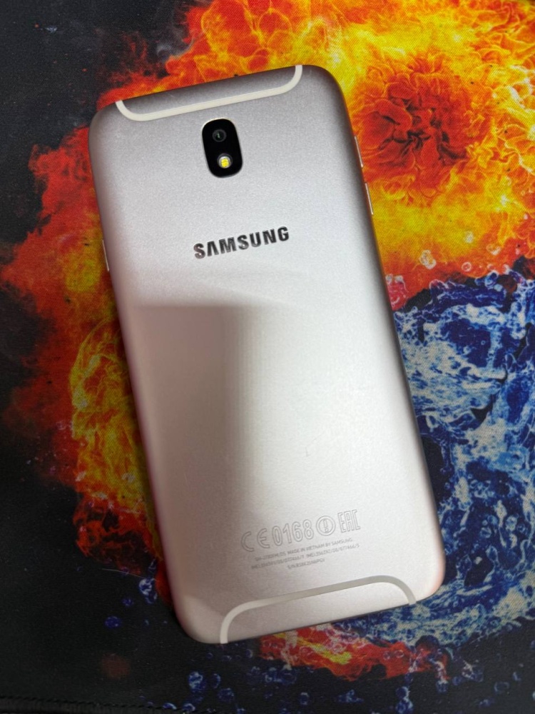 Смартфон Samsung J7 2016 3/16