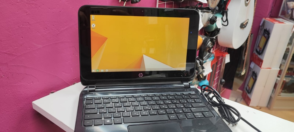 Ноутбук HP 10-е010sr