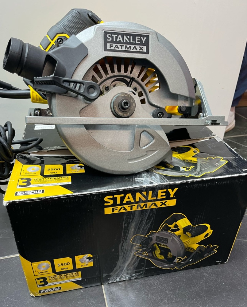 Циркулярная пила Stanley Fatmax FME301