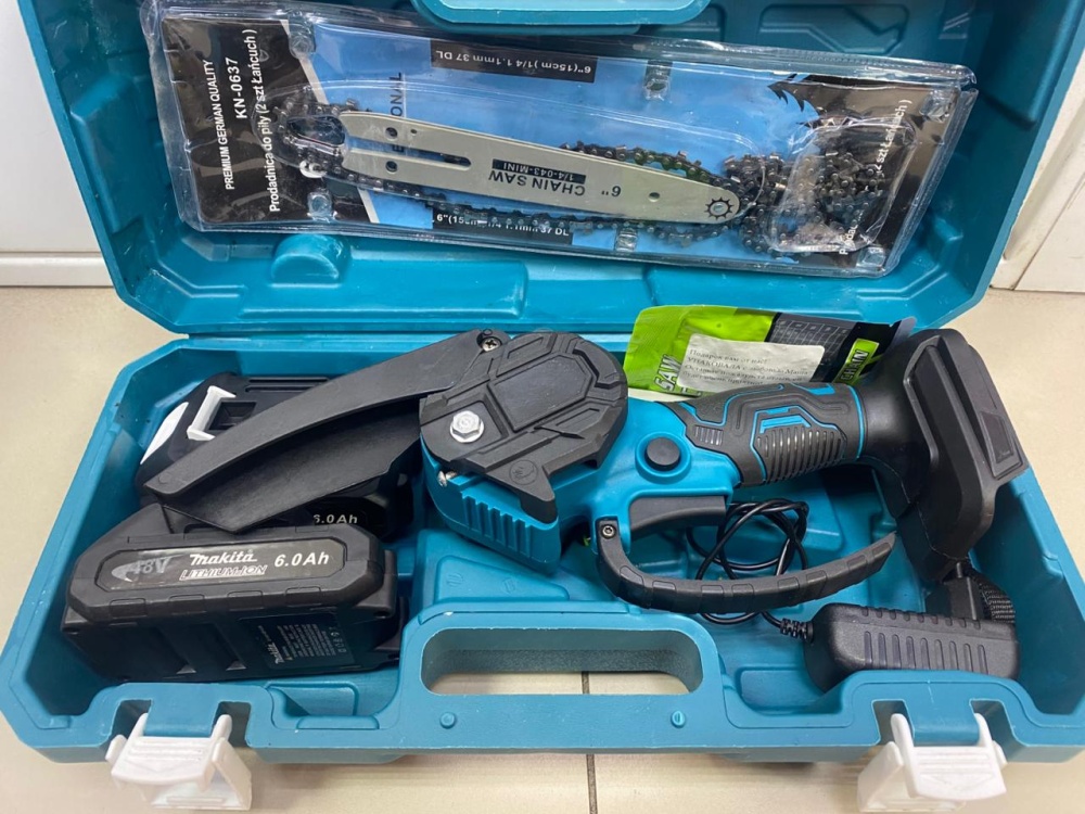 Кусторез Makita