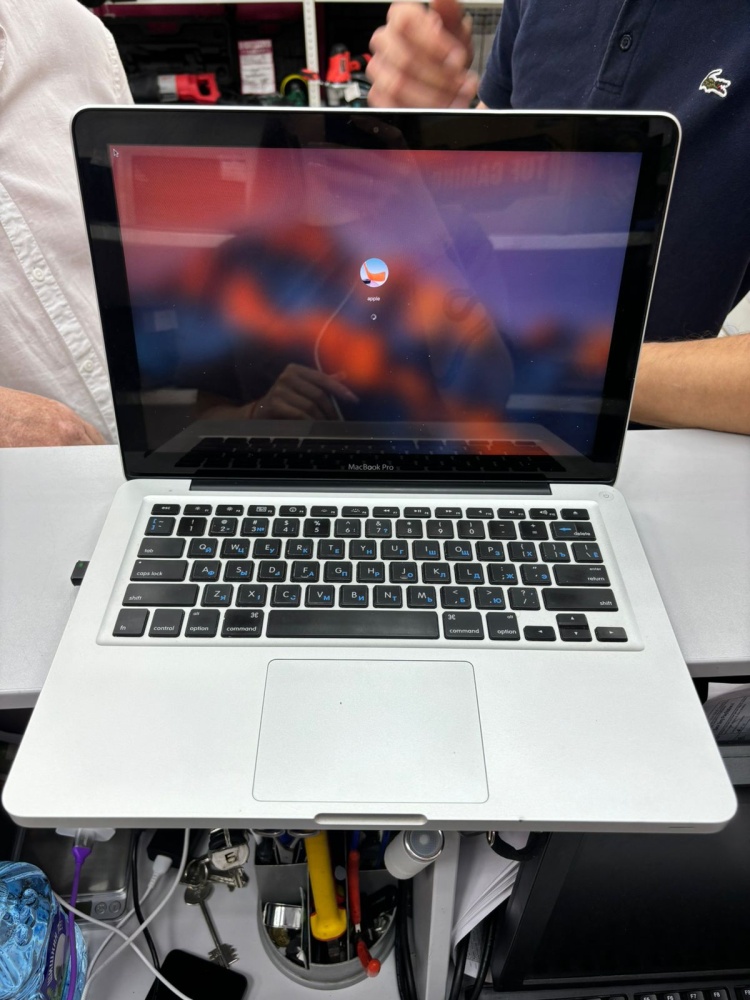Ноутбук Macbook Pro 13-inch 2011