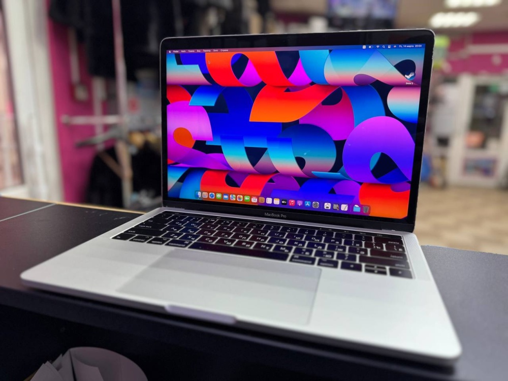 Ноутбук Macbook Pro 2016 i5/16/1000SSD