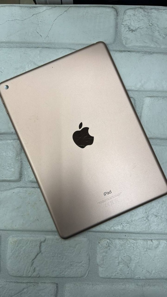 Планшет Apple iPad A1893 (2018)