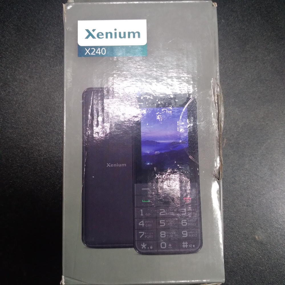 Мобильный телефон Philips x240