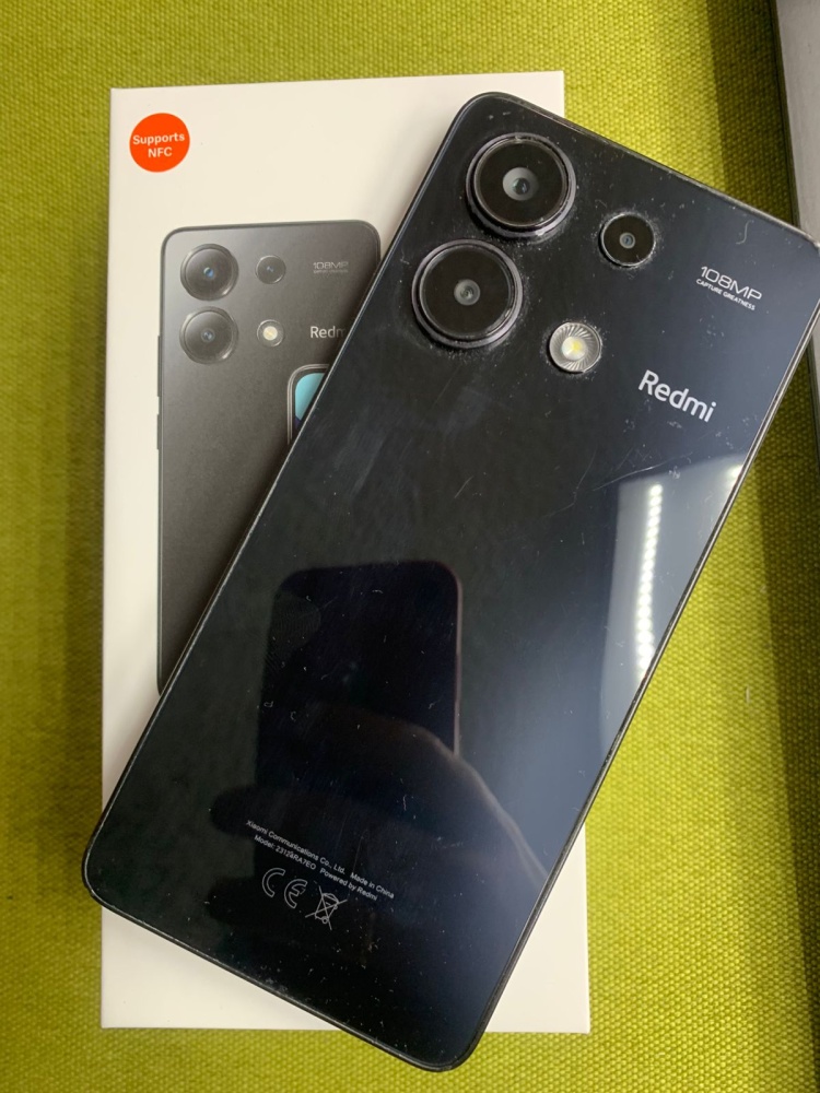 Смартфон Xiaomi Redmi note 13 8/128