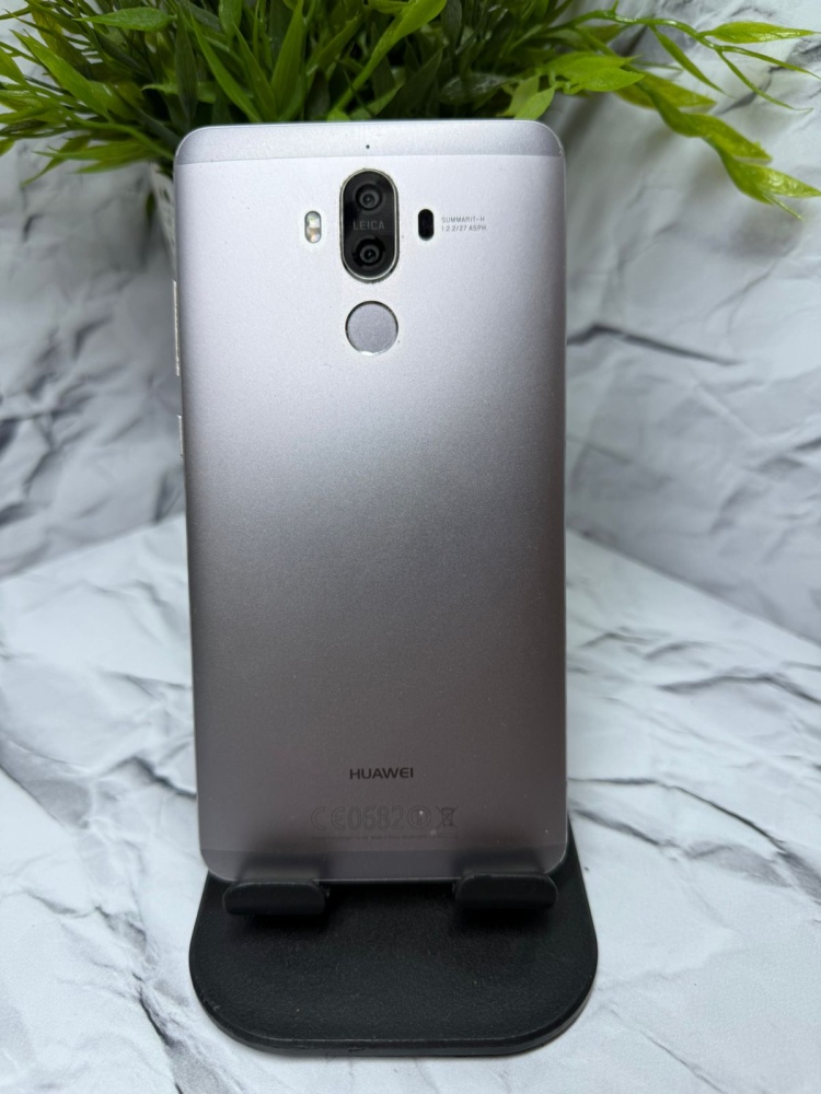 Смартфон Huawei Mate 9 3-64