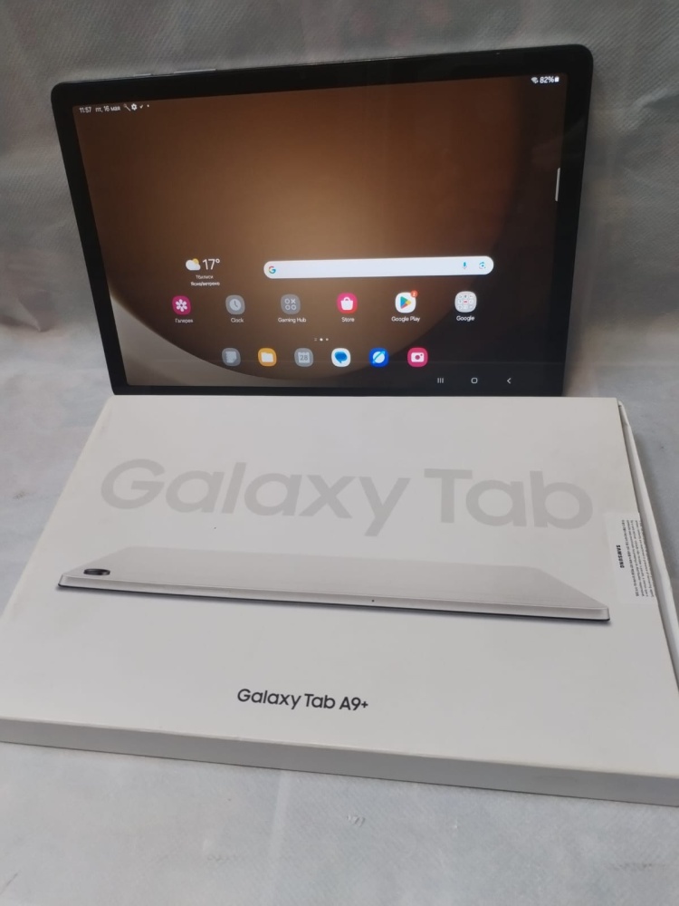 Планшет Samsung А 9 +
