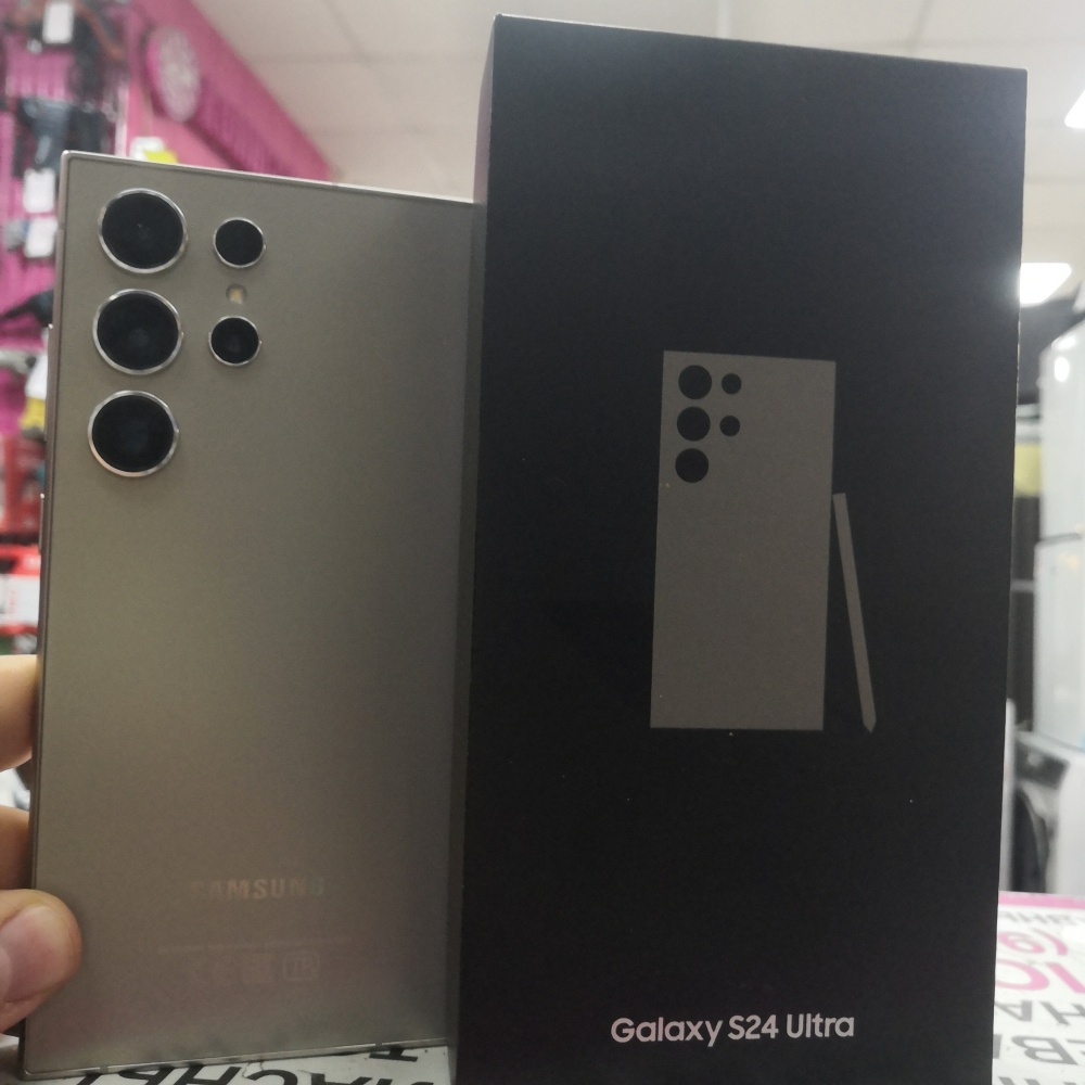 Смартфон Samsung S24 ultra