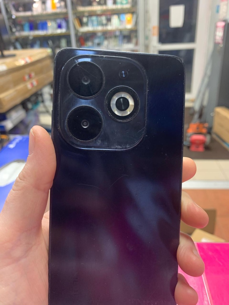 Мобильный телефон Infinix Smart 8 Pro