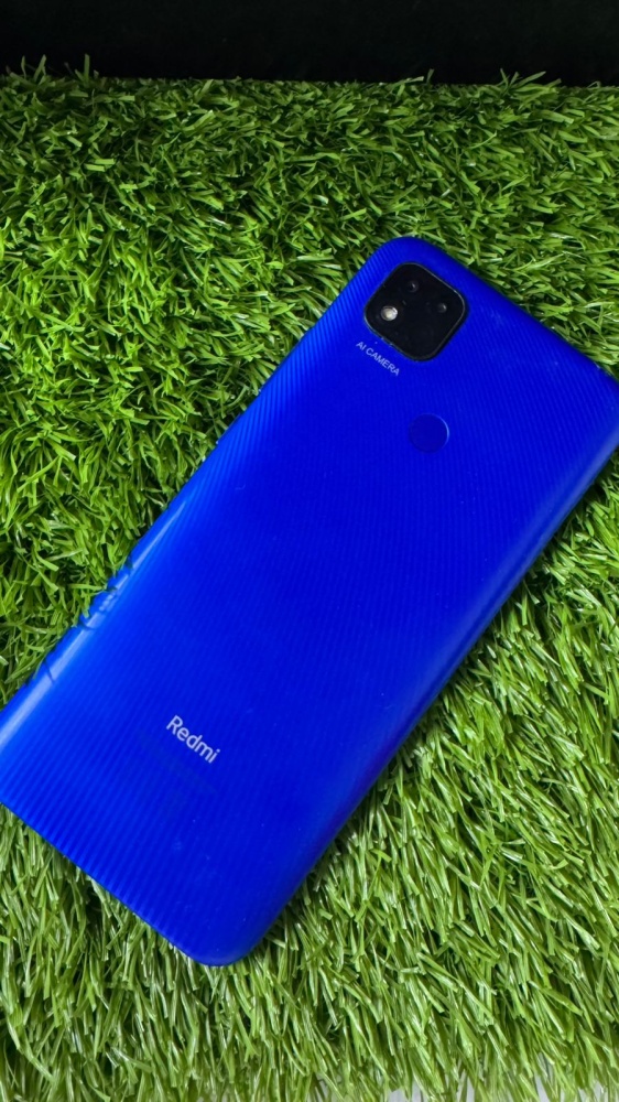 Смартфон Xiaomi Redmi 9C NFC 2/32