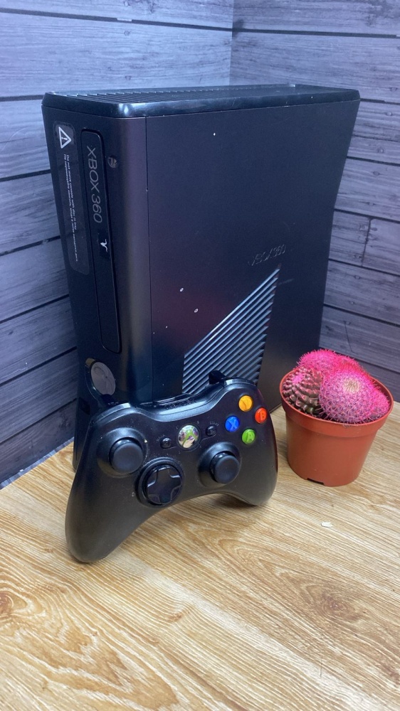 Игровая приставка XBOX 360 250gb