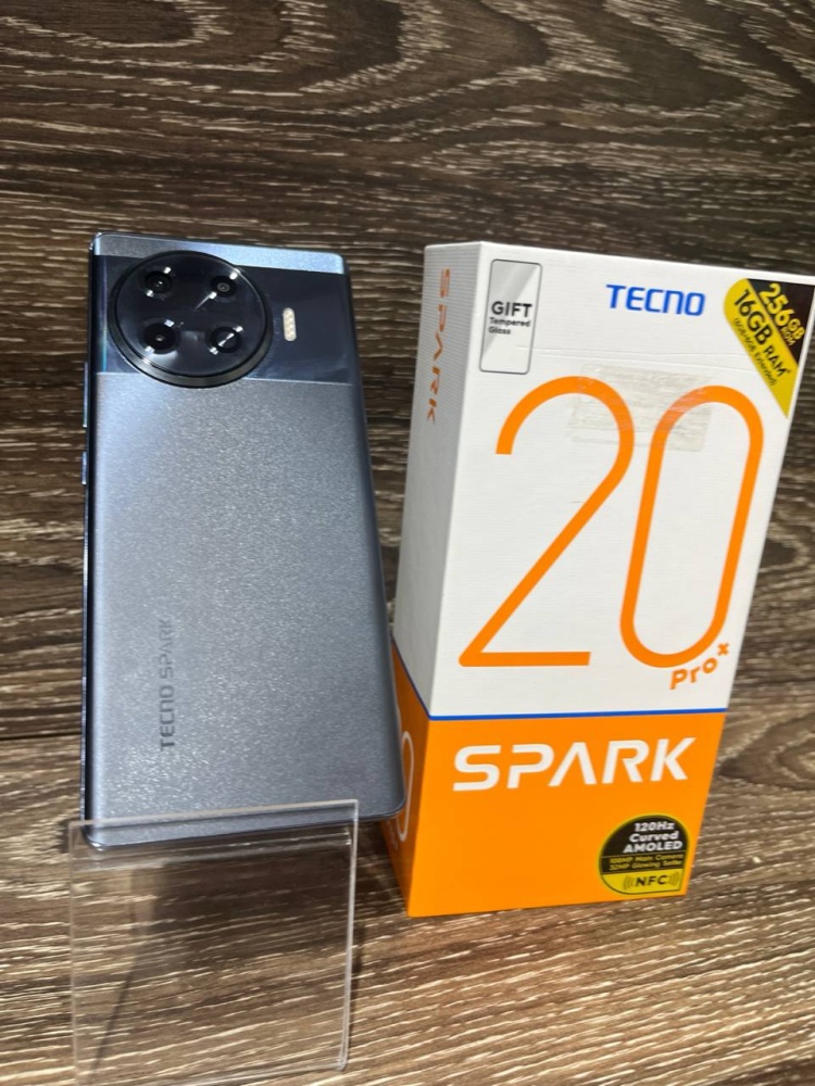 Мобильный телефон Tecno spark20PRO+  8+8/256