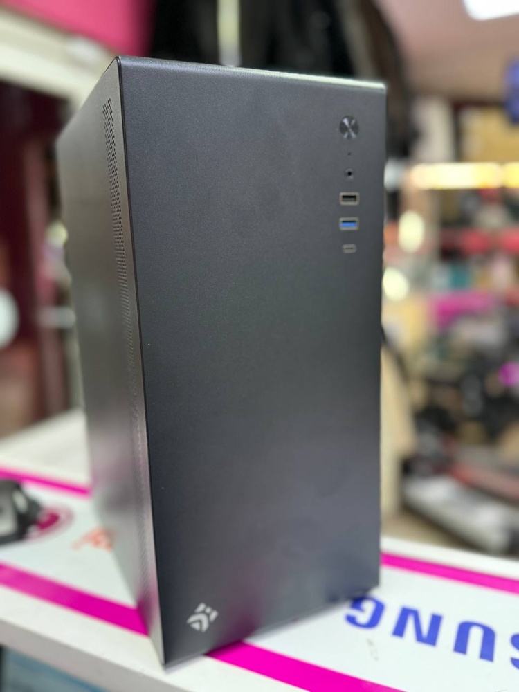 Системный блок DEXP