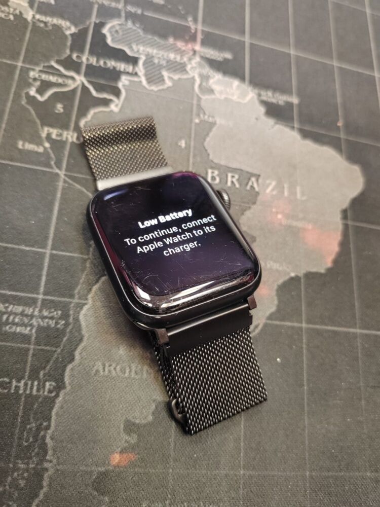 Часы Apple Series 6 44mm