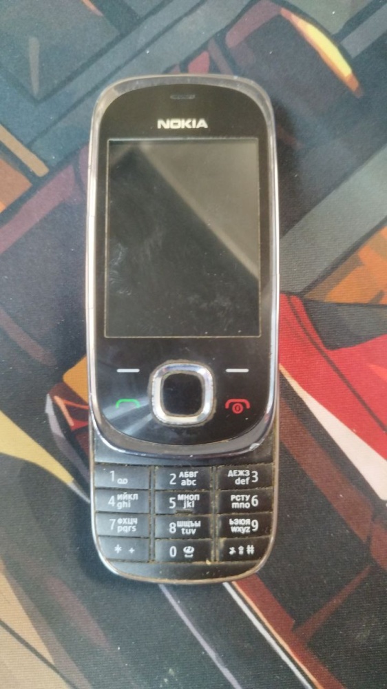 Мобильный телефон Nokia