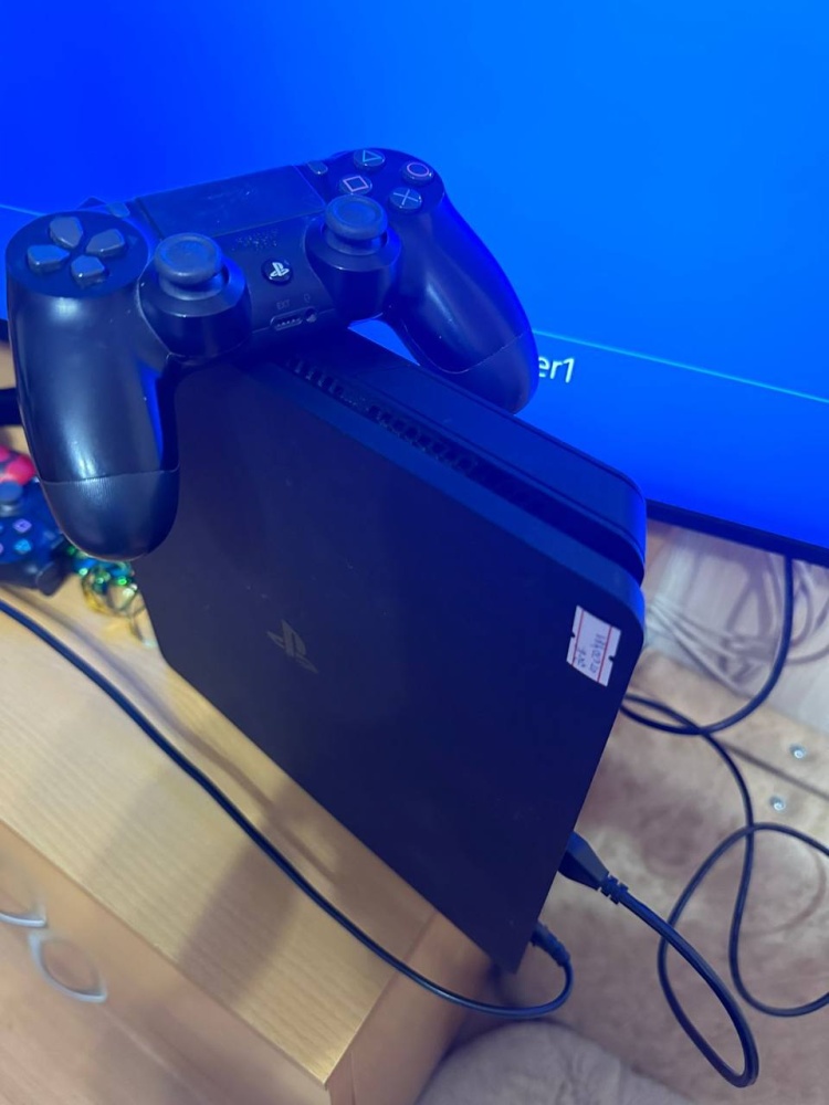 Игровая приставка Sony PlayStation 4 slim 1Tb