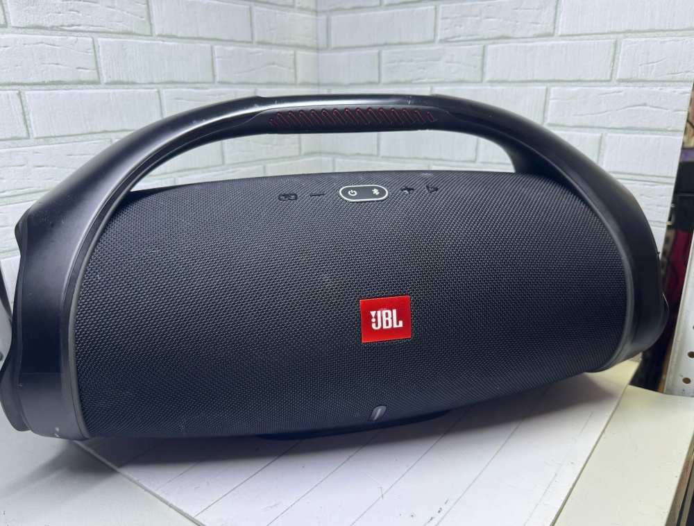 Акустика JBL Boombox 2